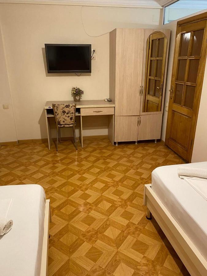 באטומי Hotel Tao מראה חיצוני תמונה