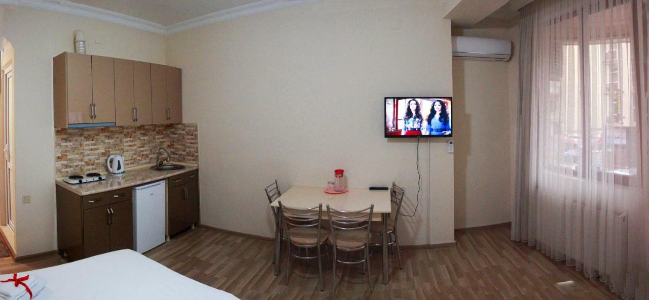 באטומי Hotel Tao מראה חיצוני תמונה